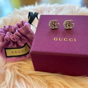 GG MARMONT BRASS STUD EARRINGS IN GOLD,CRYSTAL